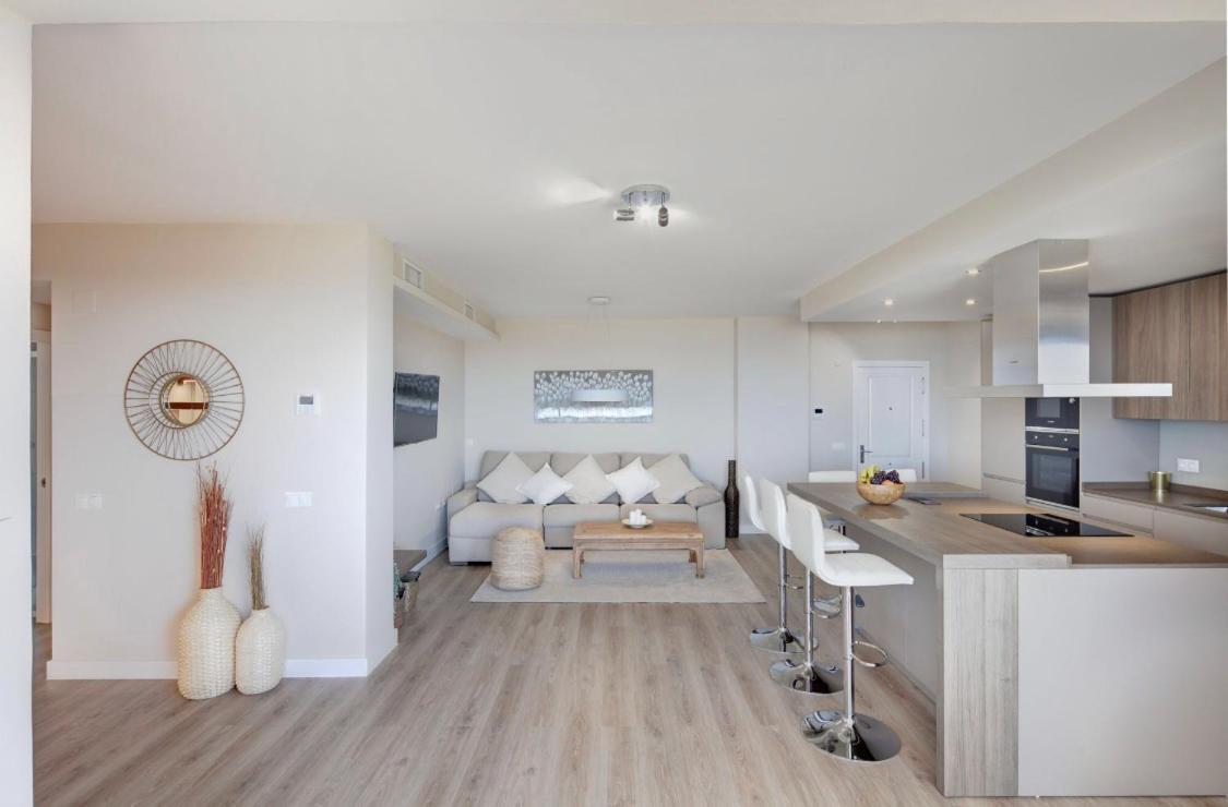 Amazing Duplex Next To The Beach In Marbella Bagian luar foto