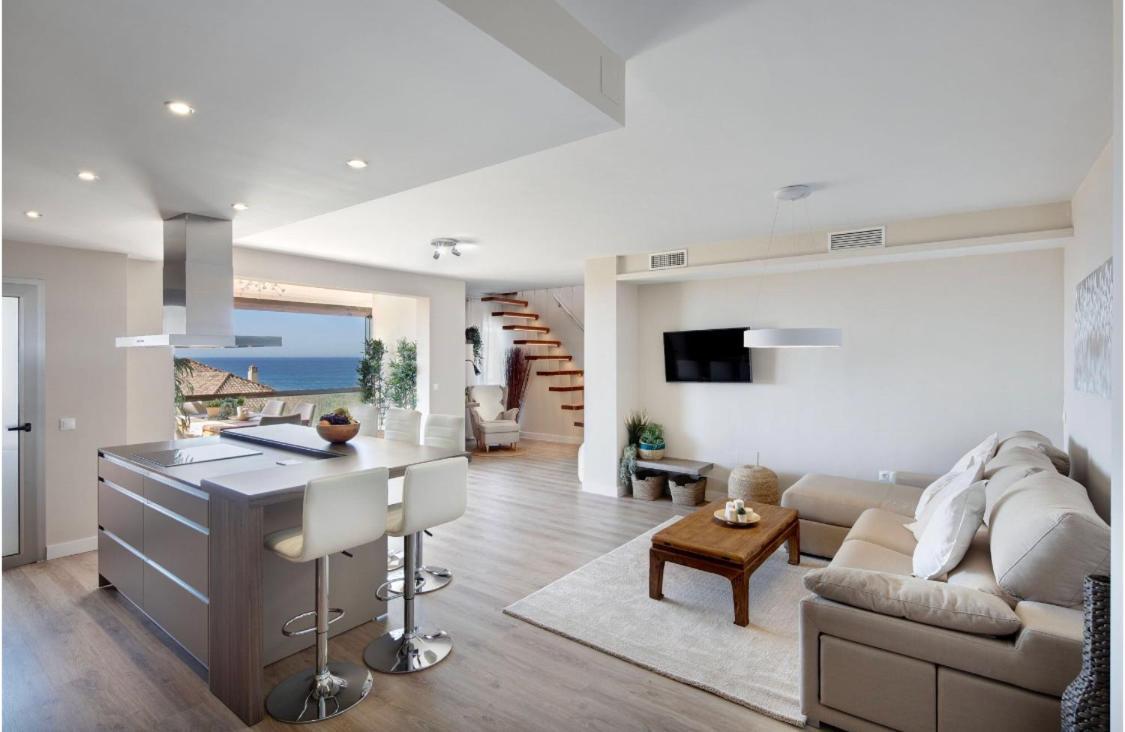 Amazing Duplex Next To The Beach In Marbella Apartment Bagian luar foto